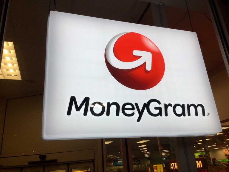 MoneyGram to allow buying and selling cryptocurrency