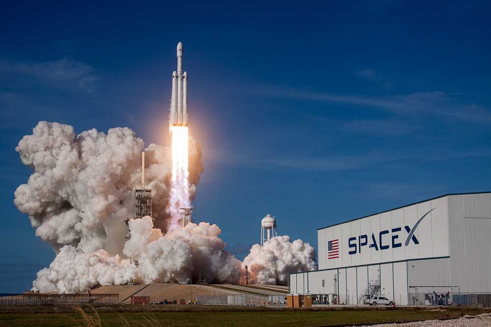 SpaceX to accept payment in Dogecoin for launching satellite to the Moon